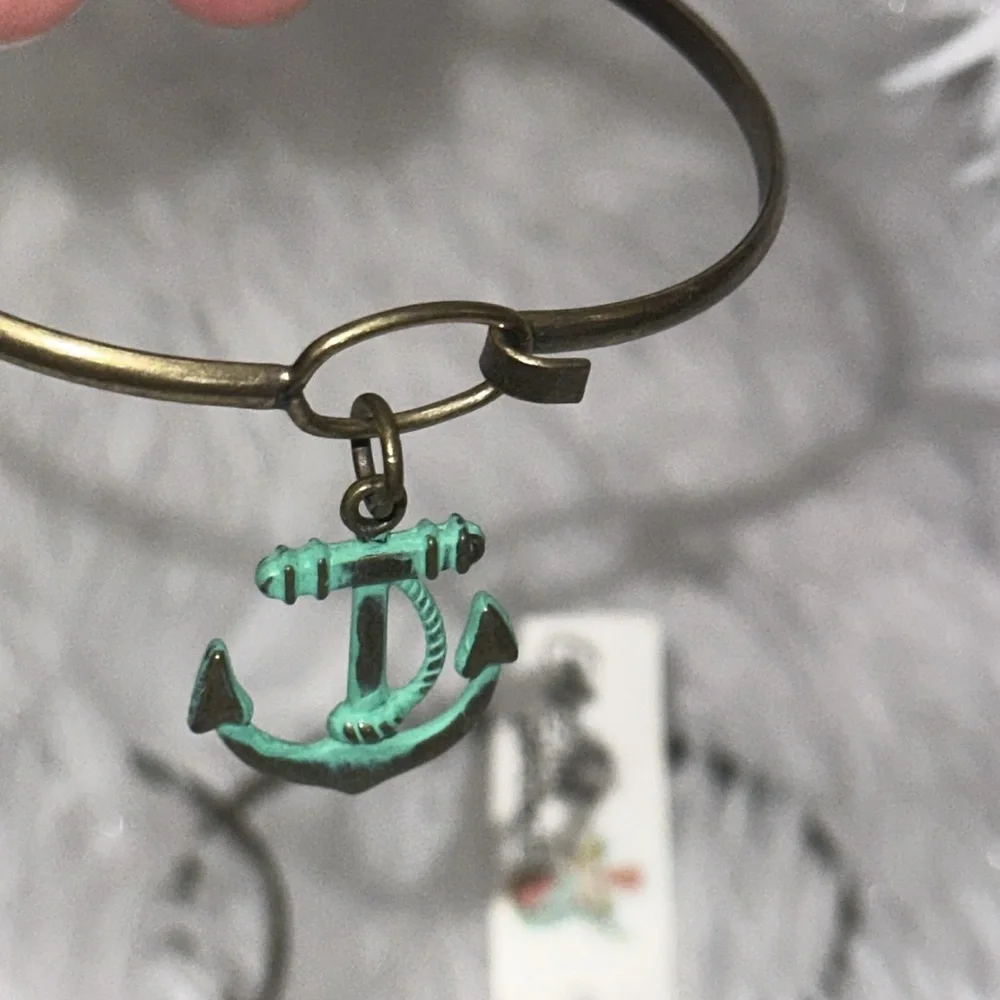 Hand Painted Charm Bracelet Anchor Ship Wheel The Helm Sea Shell Nautical‎ NWT